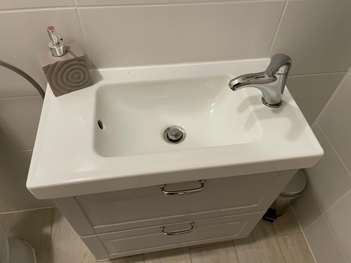 Nine Sveti Juraj Otel Dış mekan fotoğraf